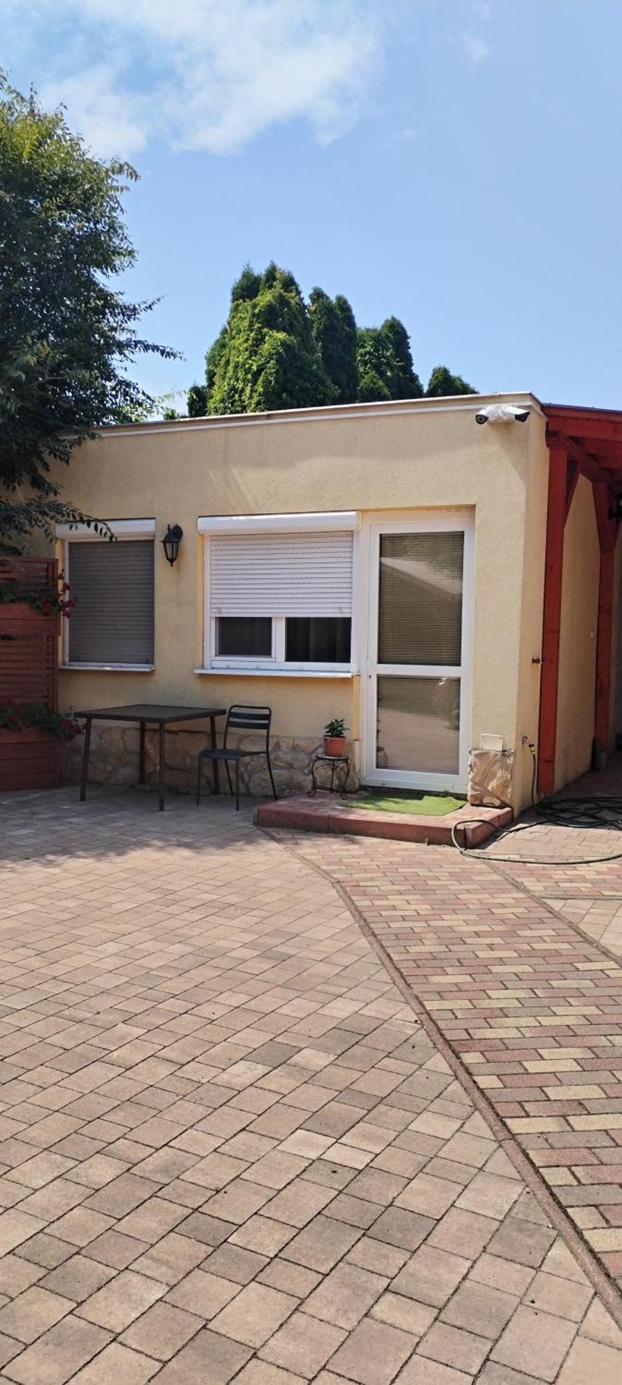 Levendula Apartmanhaz Hajdúszoboszló Exteriör bild